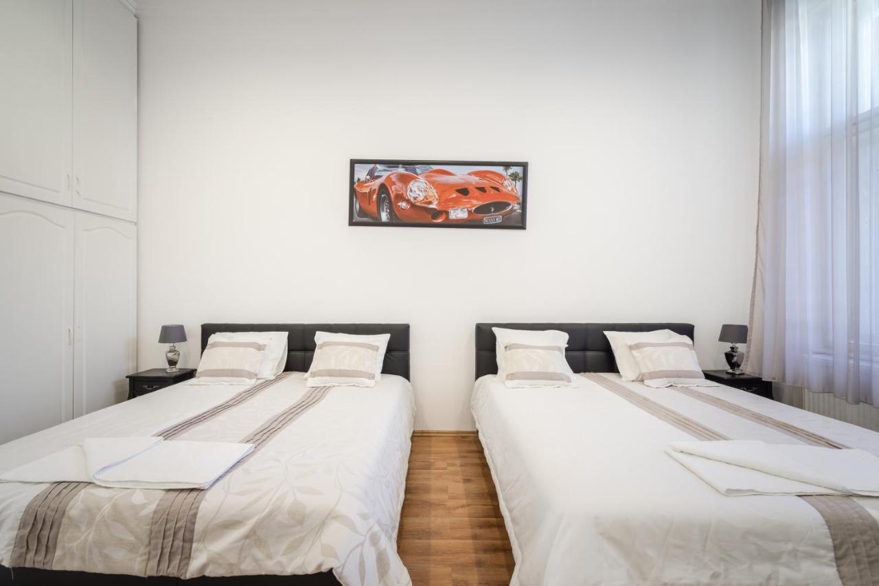 Real Apartments Zichy Budapest Exteriör bild